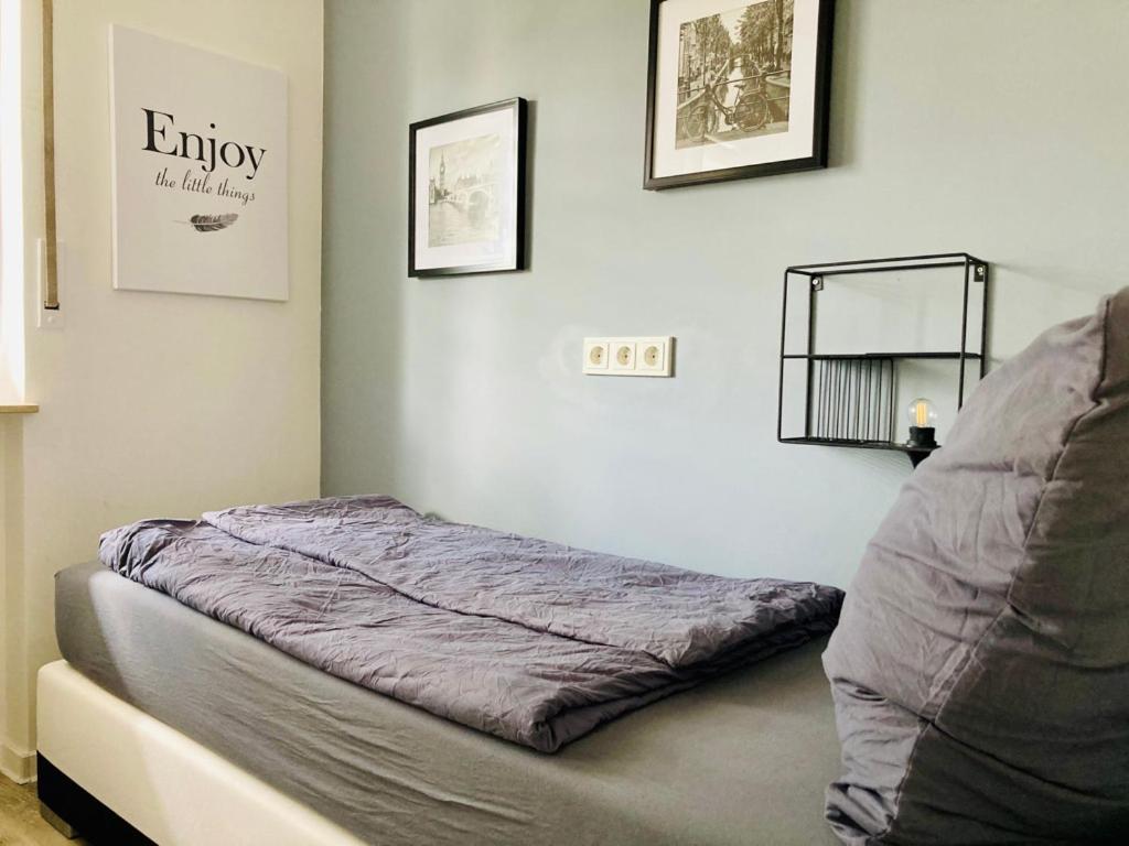 Living At Saarpartments -Adultsonly- 2 Bedrooms, Kitchen - Business & Holiday Apartments For Long- And Short Term Stay, 3 Min To Train Station, Secure E-Bike Parking! ساربروكن المظهر الخارجي الصورة